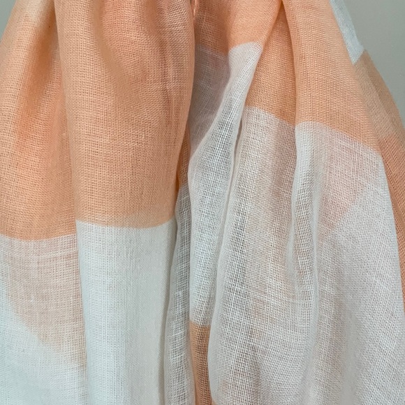 BANANA REPUBLIC ORANGE STRIPED SCARF - Picture 3 of 5